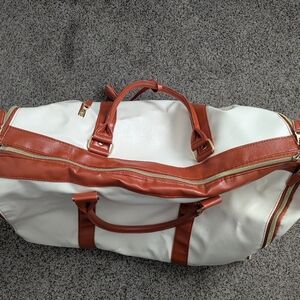 Fold-out Travel Bag